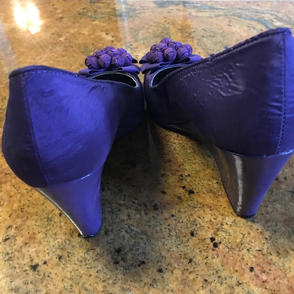Shoes - Picture 3 of 3